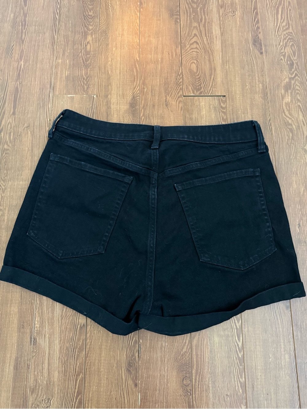Old Navy Mom Jean shorts - Picture 2 of 7